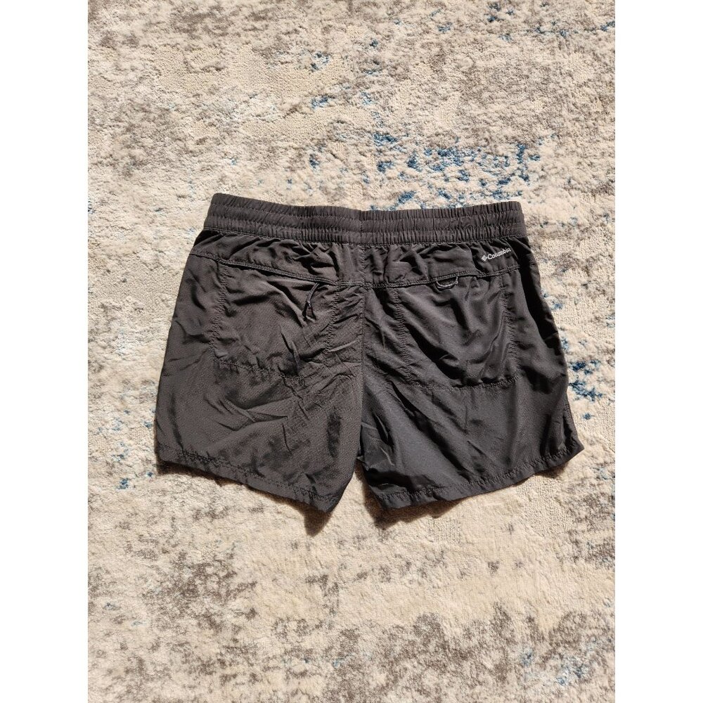 Columbia Women's Size Medium Black Elastic Waist Nylon Performance‎ Shorts